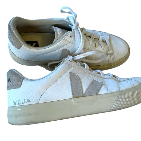 Veja Campo Sneaker in Natural Suede - Picture 3 of 8
